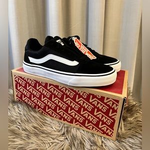 VANS Old Skool sneaker in black - size 7